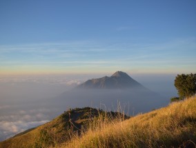 宜宾至峨眉山，汽车票的旅程-